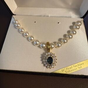 Roman Pearl Necklace with Gold and Dark Blue Pendant